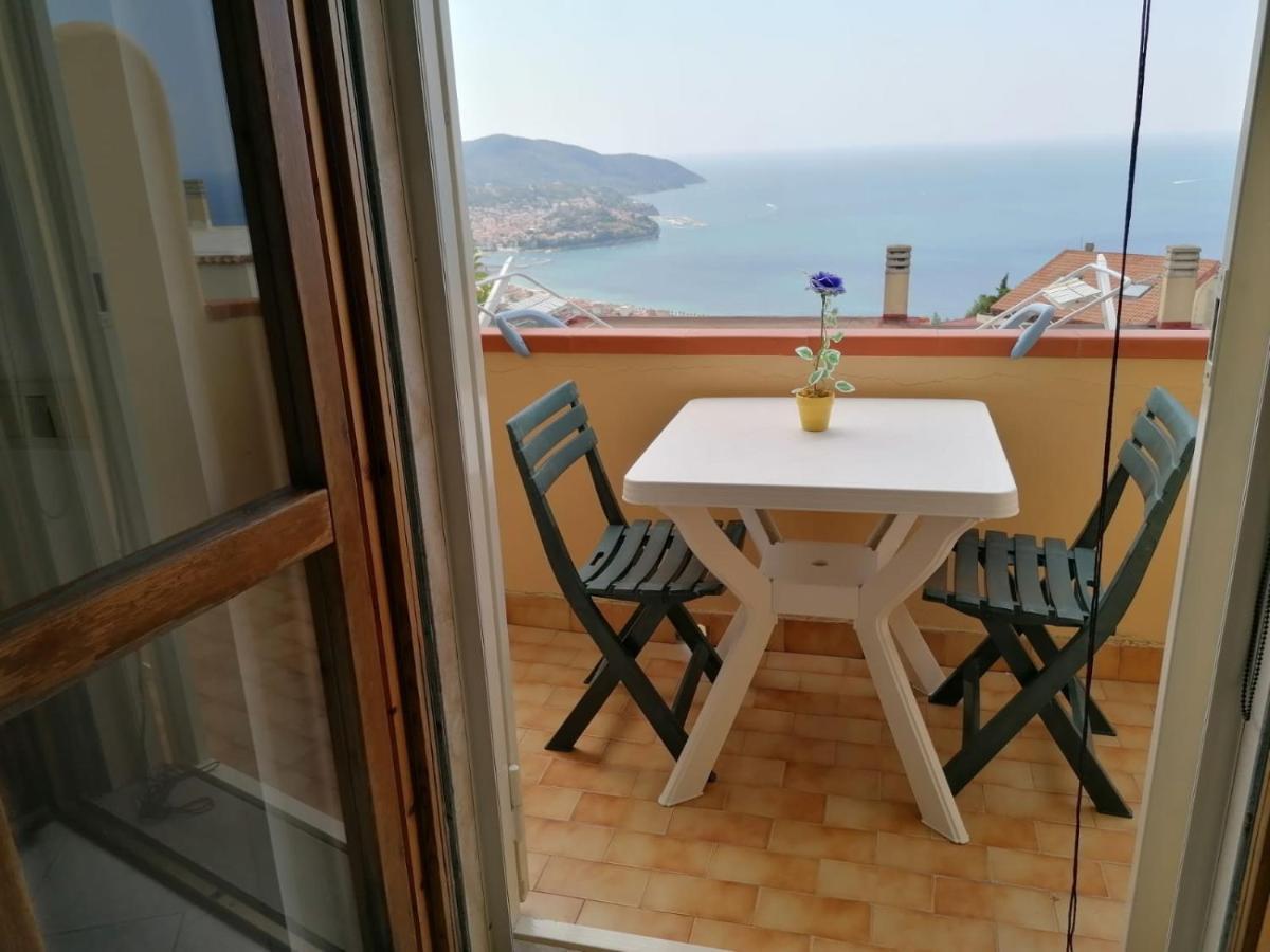 Casa Vacanza Con Vista Mozzafiato Agropoli Exterior photo
